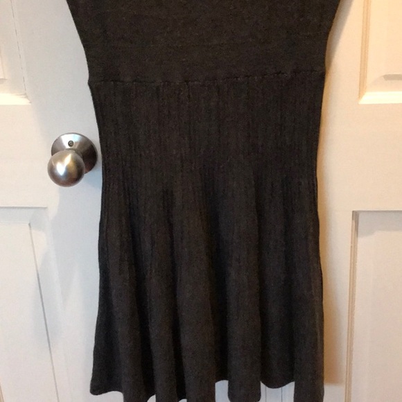 Loft Dress - Picture 6 of 12